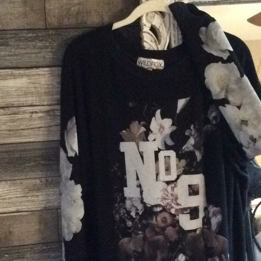 WILDFOX “England Collage” Roadtrip Sweater